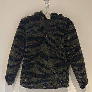 Gap Teen Kids 14/16 Reversible Camo Fleece/Black 1/4 Zip Puffer Jacket Coat